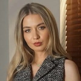 Miranda Sturçe, Automotive influencer in New York