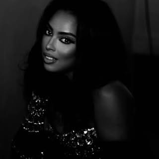 Shakeira Ebanks, Automotive influencer in Phoenix