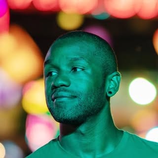 Trey Hurst, Art & DIY influencer in Bangkok