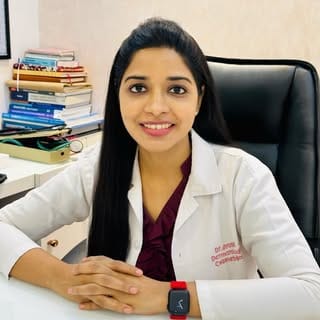 Dr. V Jyothi, Skincare & Dermatology influencer in USA