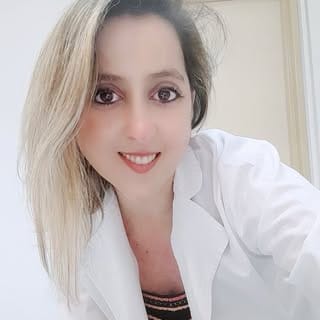 Eleonora Carla Mendez, Healthcare influencer in Santiago