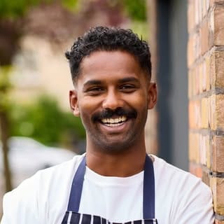 Brin Pirathapan, Food & Cooking influencer in UK