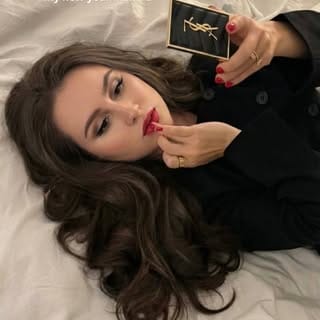 ☁️Valerie McDonnell M.D.☁️, Healthcare influencer in Seattle