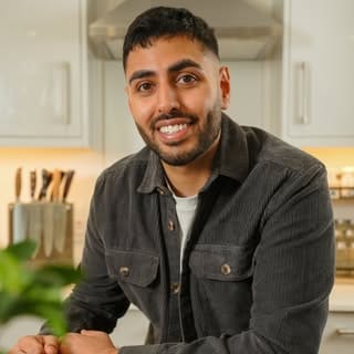 Rishi Nanavati, Food & Cooking influencer in UK