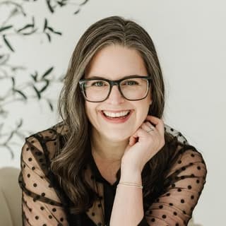 Annmarie Swift | Boston Wedding Photographer, Photography & Video influencer in Boston