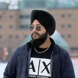 𝕯𝖆𝖒𝖆𝖓𝖕𝖗𝖊𝖊𝖙 𝖘𝖎𝖓𝖌𝖍 🇨🇦🇨🇦, Photography & Video influencer in Edmonton