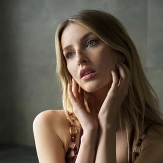 Amber Tutton - Model | UGC Creator | Influencer, Pets influencer in London