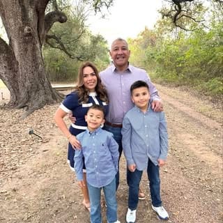 Boun Mia Sananikone, Finance influencer in Houston