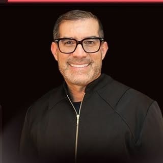 Leonardo Luttinger, Dental Care influencer in USA