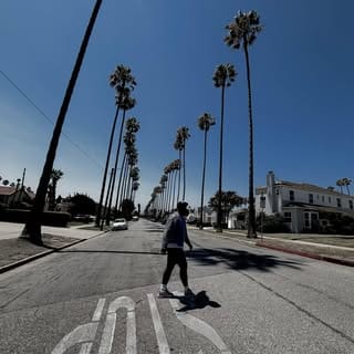 The Neighborhood Lens🎥, Photography & Video influencer in Beverly Hills