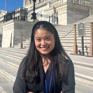 Alexa Dominique Pascual 🇺🇸, Investment & Wealth influencer in Canada