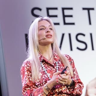 Elisavet Tsiampali, Skincare & Dermatology influencer in Germany