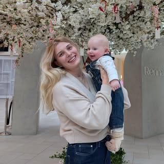 Cristina (digital creator / blogger), Parenting influencer in Montreal