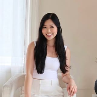 VANCOUVER BROWS & TRAINING, Art & DIY influencer in Vancouver