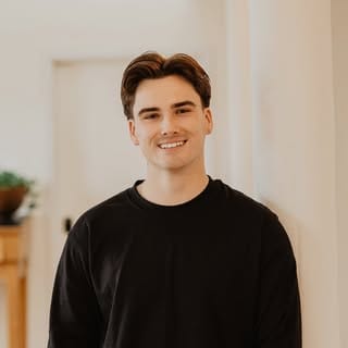 DAWSON ALEXANDER | Calgary & Winnipeg REALTOR, Real Estate & Property influencer in Calgary