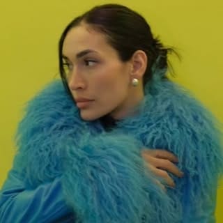 Berna Canbeldek, Entertainment influencer in Berlin