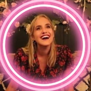 𝑨𝒏𝒏𝒂𝒃𝒆𝒍 - 𝑻𝒓𝒂𝒗𝒆𝒍 & 𝑼𝑮𝑪 𝒄𝒓𝒆𝒂𝒕𝒐𝒓, Entertainment influencer in Montpellier
