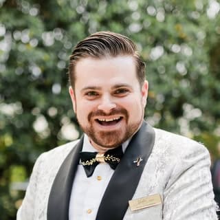 Nathan Cassar | Sydney Wedding & Corporate MC 🎤, Entrepreneurs influencer in Sydney