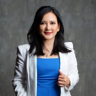 dr Ana SpDVE, Skincare & Dermatology influencer in Australia