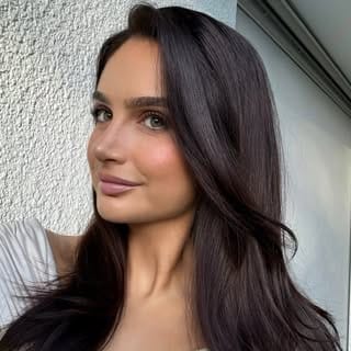 Karlie Lee • Brisbane Makeup Artist, Music & Artists influencer in Brisbane