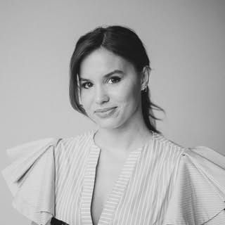 MyKenzie Hill | Wedding Photographer, Photography & Video influencer in Cancún