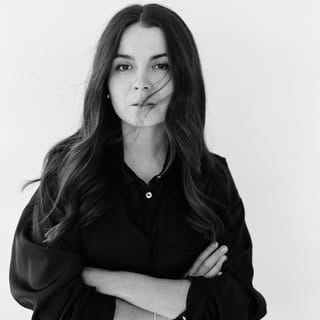 Mary Pastuh | Seattle & LA Weddings | Visual Storytelling, Wedding & Events influencer in Seattle
