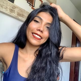 Monique Guilherme, Entertainment influencer in Spain