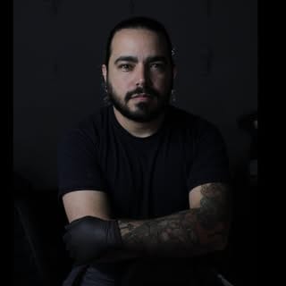 Andres Faraco, Art & DIY influencer in Bogotá
