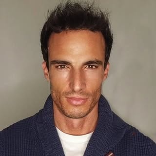 RAÚL HIDALGO, Art & DIY influencer in Madrid