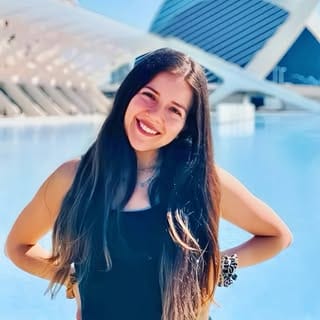 Tania San Martín | Nutrición Deportiva | TCA, Healthcare influencer in Barcelona