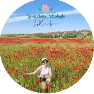 Mónica Lestón Domínguez, Mental Health influencer in Spain