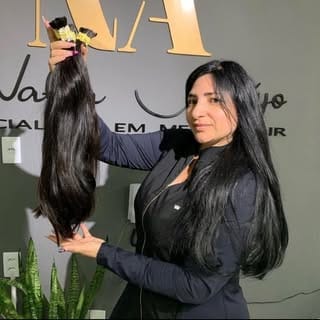 Nalva Araujo, Salon & Grooming Services influencer in Brazil