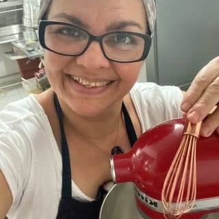 Paty Cavali- confeiteira, Food & Cooking influencer in São Paulo