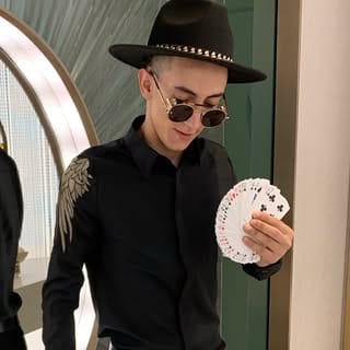 Hàmzà Arts, Art & DIY influencer in UAE
