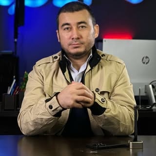 Oybek Guzarov Qarshiyevich, Finance influencer in UAE