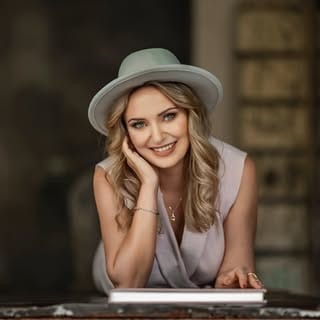 Kinga Rashwan, Parenting influencer in Abu Dhabi