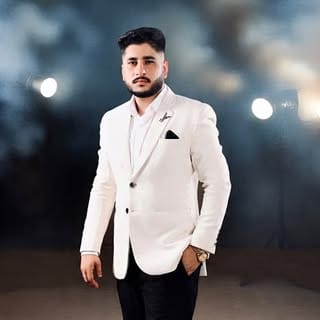 Zeeshan Abbas, Photography & Video influencer in UAE