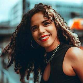 Noelle dos Anjos, Technology influencer in Berlin