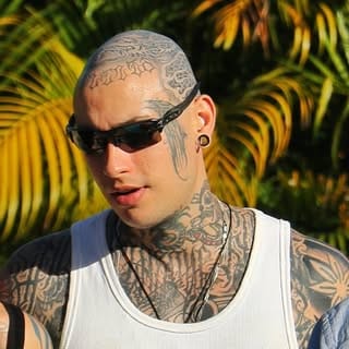 Luan Costa | TATUADOR, Art & DIY influencer in Goiânia
