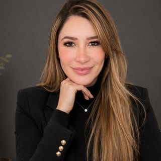 Dra Candida Lucena, Skincare & Dermatology influencer in Brazil