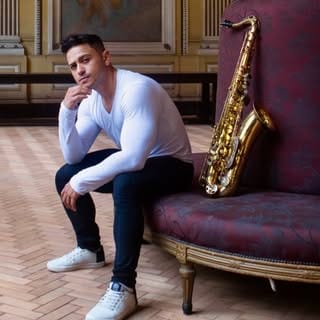 Jonatas Weima, Music & Artists influencer in Rio de Janeiro