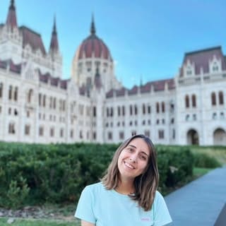 Raquel Soto | Budapest en español🇪🇦, Entertainment influencer in Budapest
