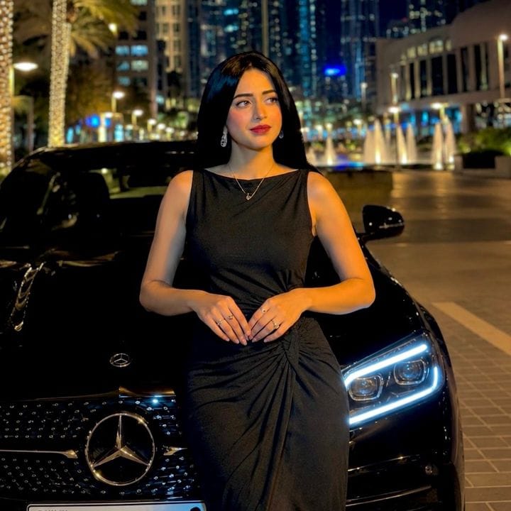 Samin Chaudhary 🇬🇧, Travel influencer in UK