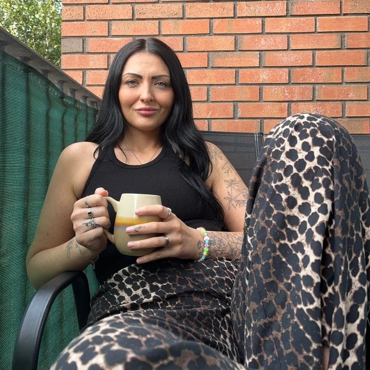mumlifewitherin 🌈, Parenting influencer in UK