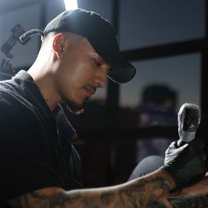 Valentin Delgado, Art & DIY influencer in USA