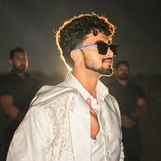 Hasnain khan, Travel influencer in India