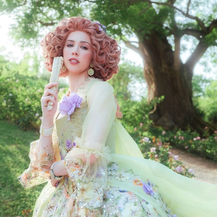 Asta Darling, Entertainment influencer in France