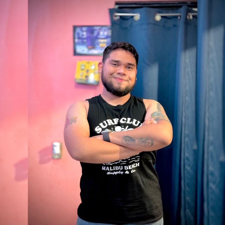 Fabián Pérez Vázquez, Art & DIY influencer in Mexico