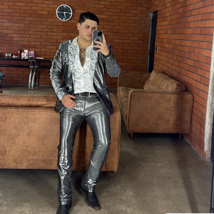 Max Cervantes, Music & Artists influencer in Mexico