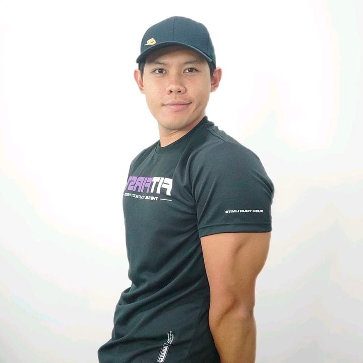 Coach Hennesy_oe, Fitness & Health influencer in South Korea